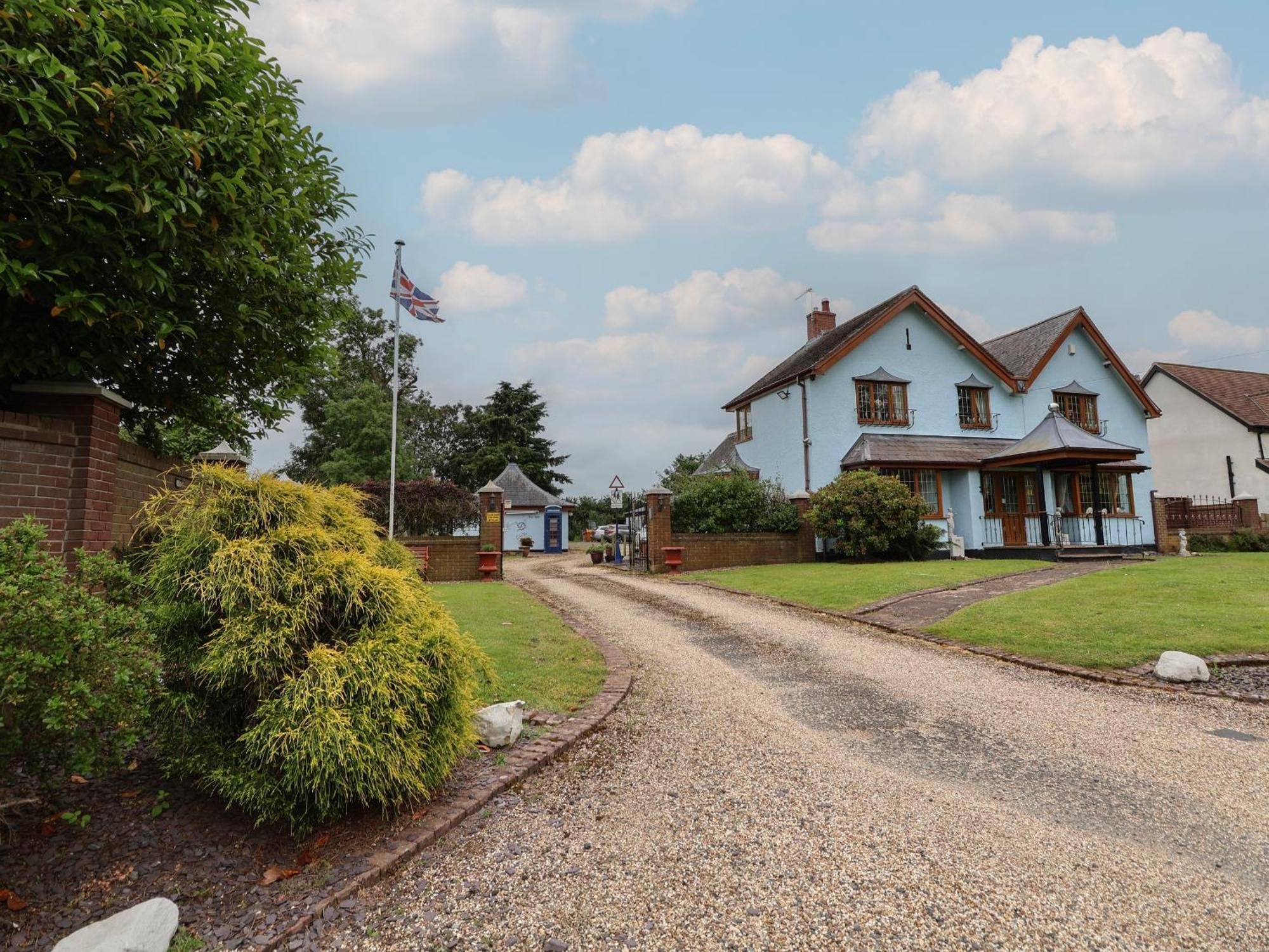 The Barn The Elms Holiday home